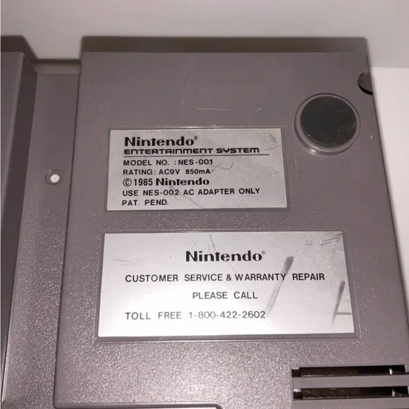 1985 Original Nintendo NES Console With 2 Controllers, Adapter ~ No games! - Picture 13 of 14
